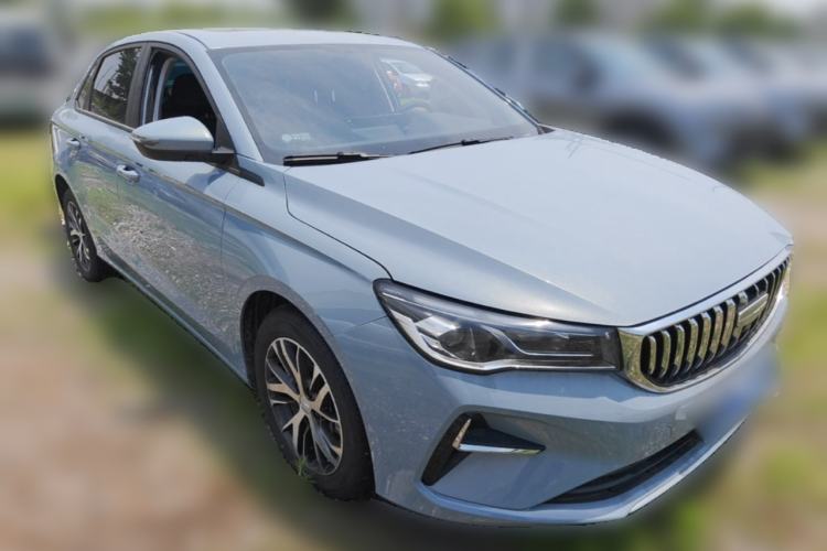 Used Geely Auto Emgrand 2025 4th Generation 1.5L CVT Longteng Edition Front Right 45 Deg