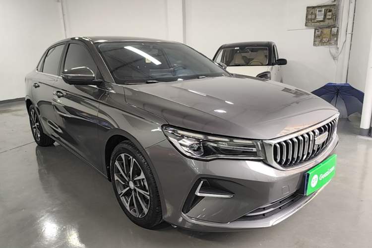Used Geely Auto Emgrand 2025 4th Generation 1.5L CVT Luxury Version Front Right 45 Deg