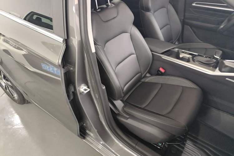 Used Geely Auto Emgrand 2025 4th Generation 1.5L CVT Luxury Version Right Front Seat