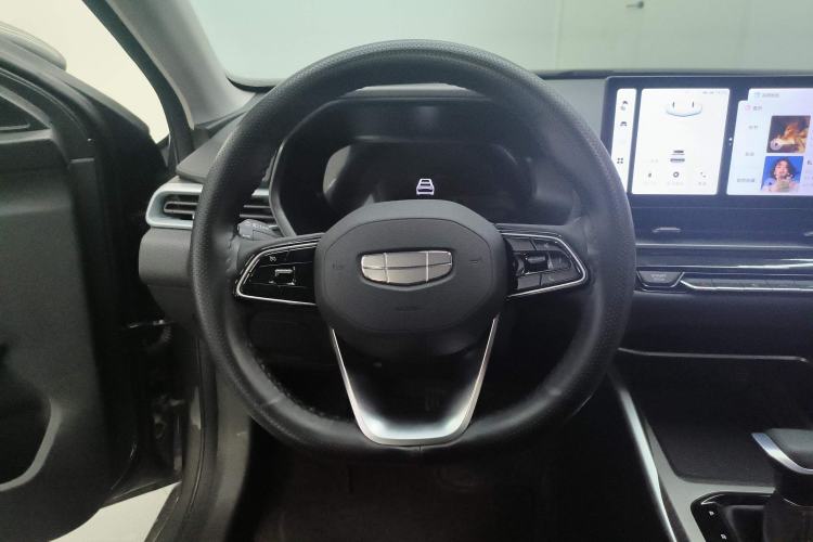 Used Geely Auto Emgrand 2025 4th Generation 1.5L CVT Longteng Edition Steering Wheel