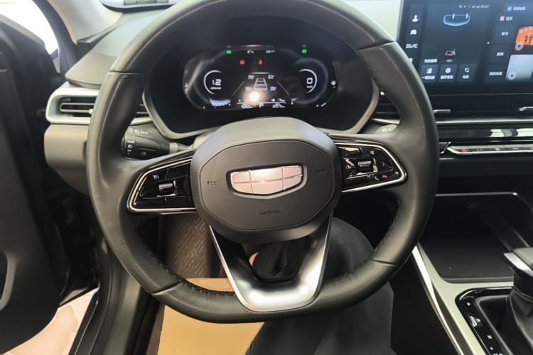 Used Geely Auto Emgrand 2025 4th Generation 1.5L CVT Longteng Edition Steering Wheel