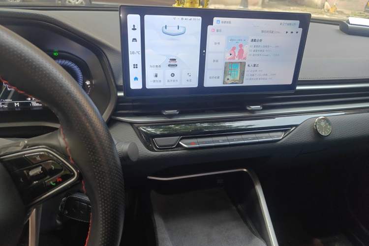 Used Geely Auto Emgrand 2025 4th Generation 1.5L Manual – Dragon Edition Audio And AC Panel