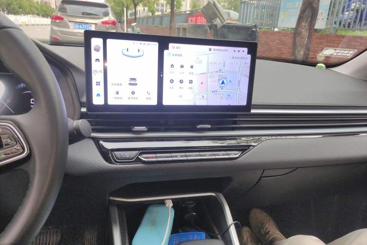 Used Geely Auto Emgrand 2025 4th Generation 1.5L CVT Longteng Edition Audio And AC Panel
