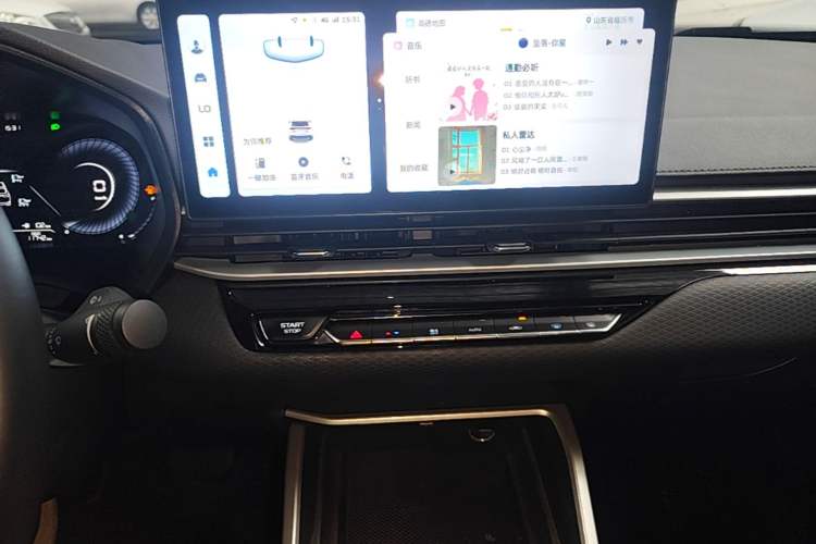 Used Geely Auto Emgrand 2025 4th Generation 1.5L CVT Longteng Edition Audio And AC Panel
