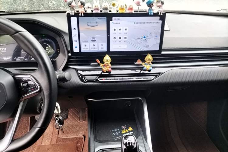 Used Geely Auto Emgrand 2025 4th Generation 1.5L Manual – Dragon Edition Audio And AC Panel