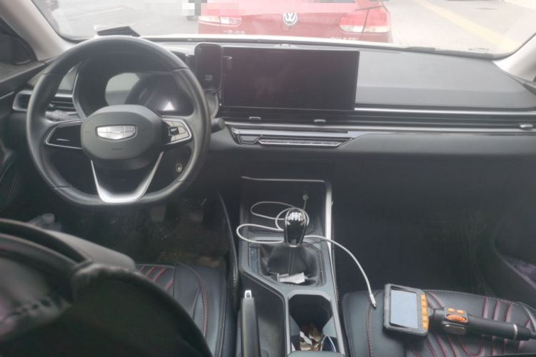 Used Geely Auto Emgrand 2025 4th Generation 1.5L Manual – Dragon Edition Center Console
