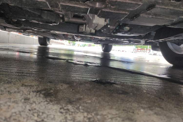 Used Geely Auto Emgrand 2025 4th Generation 1.5L CVT Longteng Edition Chassis Front