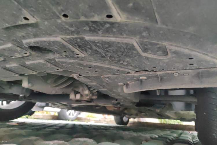 Used Geely Auto Emgrand 2025 4th Generation 1.5L Manual – Dragon Edition Chassis Front Left