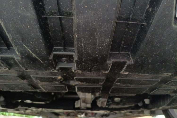 Used Geely Auto Emgrand 2025 4th Generation 1.5L CVT Luxury Version Chassis Front