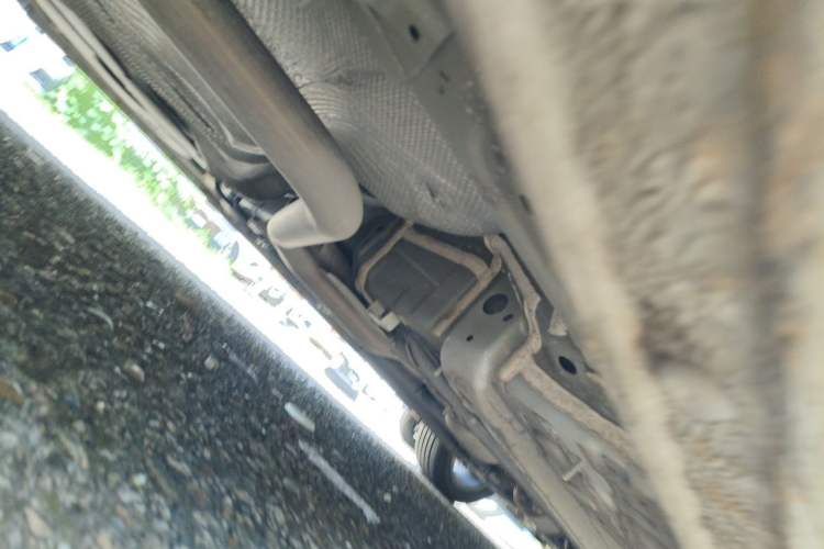 Used Geely Auto Emgrand 2025 4th Generation 1.5L CVT Longteng Edition Chassis Rear Right