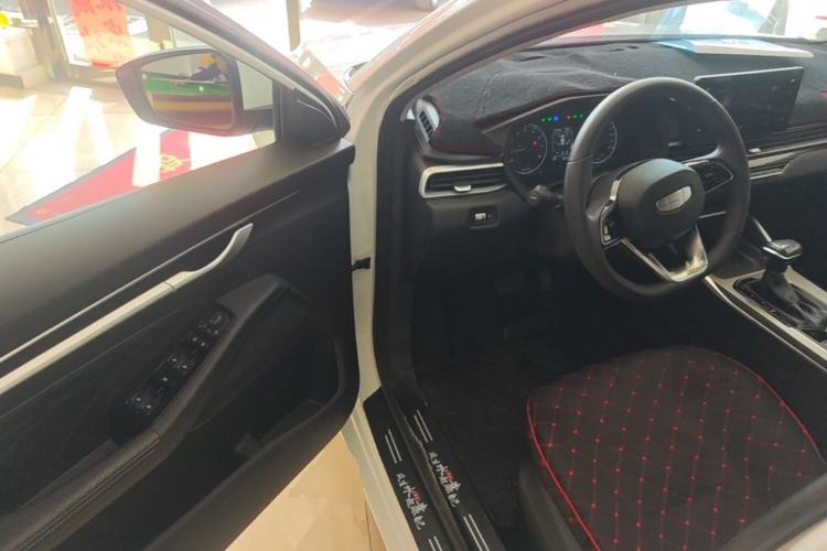 Used Geely Auto Emgrand 2025 4th Generation 1.5L CVT Starry Edition Driver Seat