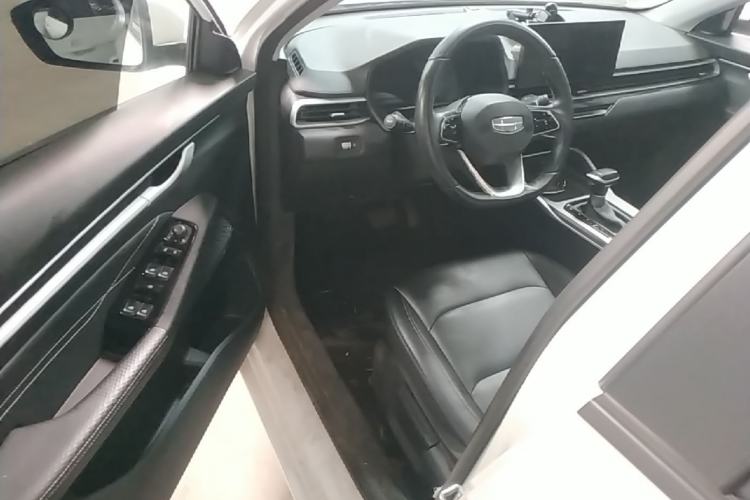 Used Geely Auto Emgrand 2025 4th Generation 1.5L CVT Longteng Edition Driver Seat