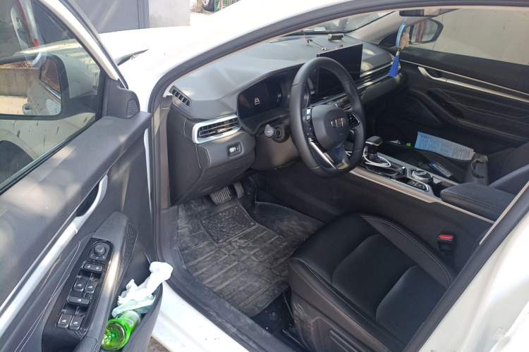 Used Geely Auto Emgrand 2025 4th Generation 1.5L CVT Luxury Version Driver Seat