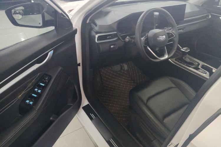 Used Geely Auto Emgrand 2025 4th Generation 1.5L CVT Longteng Edition Driver Seat
