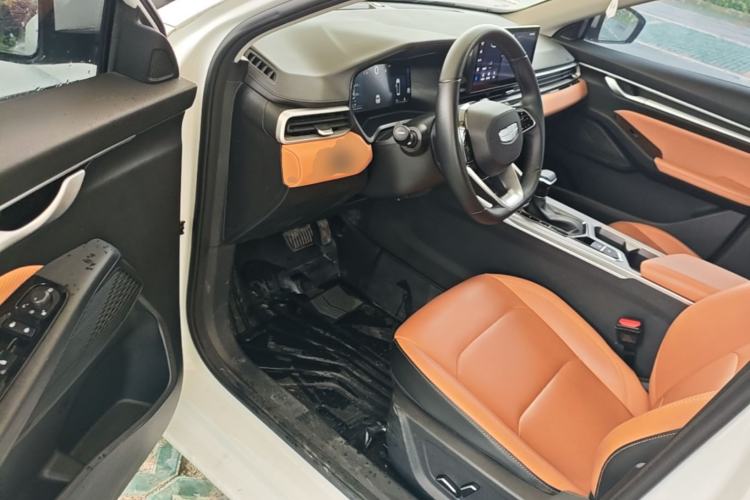 Used Geely Auto Emgrand 2025 4th Generation 1.5L CVT Flagship Version Driver Seat