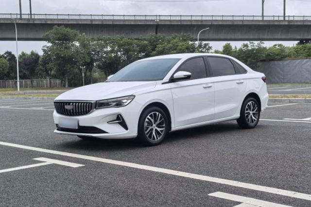 Ojetý Geely Auto Emgrand 2025 4th Generation 1.5L CVT Longteng Edition