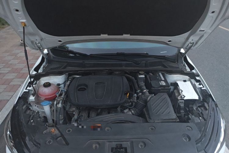 Used Geely Auto Emgrand 2025 4th Generation 1.5L CVT Longteng Edition Engine Bay