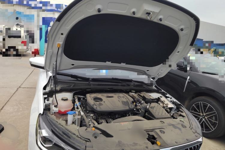 Used Geely Auto Emgrand 2025 4th Generation 1.5L CVT Flagship Version Engine Bay