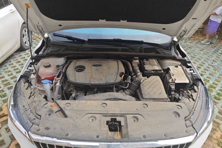 Used Geely Auto Emgrand 2025 4th Generation 1.5L CVT Longteng Edition Engine Bay