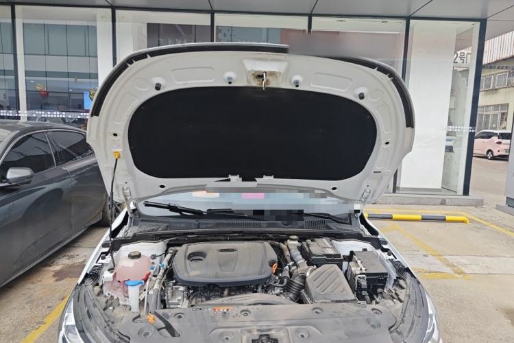 Used Geely Auto Emgrand 2025 4th Generation 1.5L Manual – Dragon Edition Engine Bay