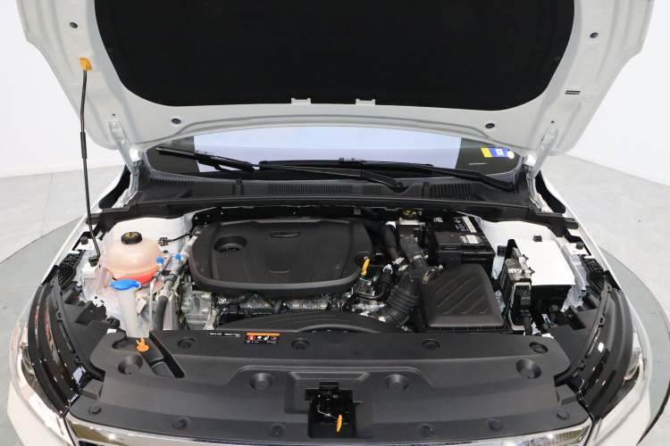 Used Geely Auto Emgrand 2025 4th Generation 1.5L CVT Flagship Version Engine Bay