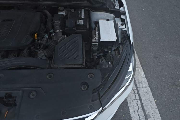 Used Geely Auto Emgrand 2025 4th Generation 1.5L CVT Longteng Edition Engine Bay Left