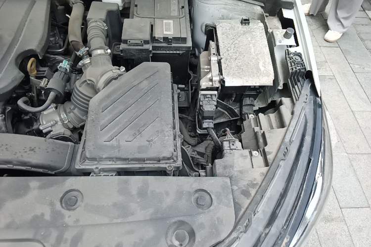 Used Geely Auto Emgrand 2025 4th Generation 1.5L Manual - Starry Edition Engine Bay Left