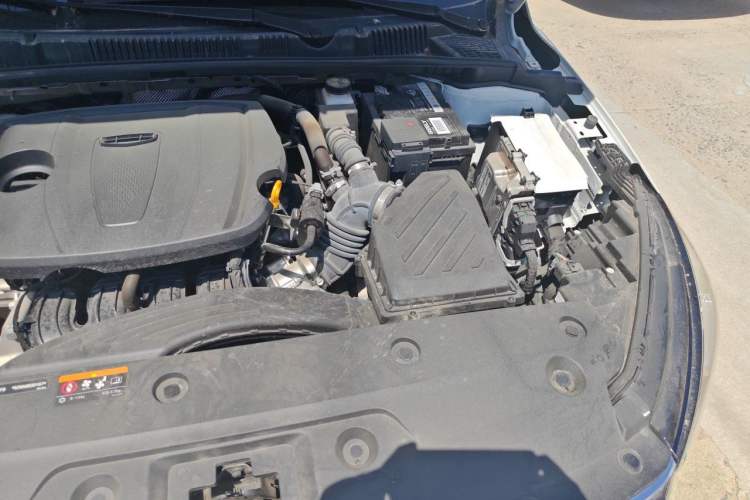 Used Geely Auto Emgrand 2025 4th Generation 1.5L Manual – Dragon Edition Engine Bay Left