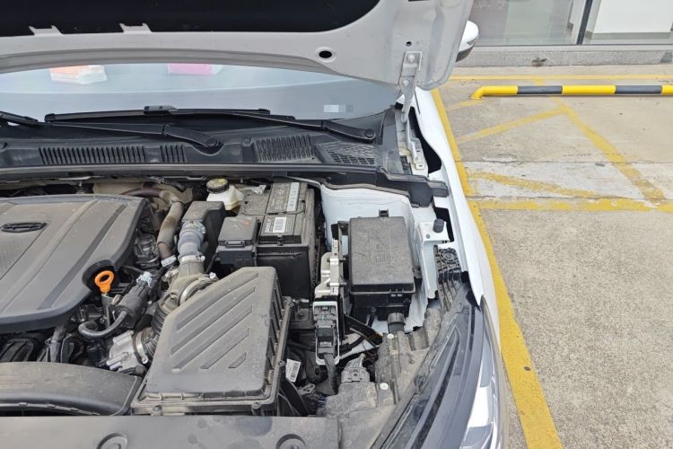 Used Geely Auto Emgrand 2025 4th Generation 1.5L Manual – Dragon Edition Engine Bay Left
