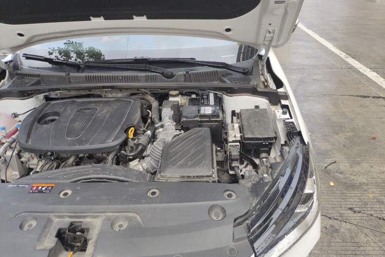 Used Geely Auto Emgrand 2025 4th Generation 1.5L CVT Longteng Edition Engine Bay Left