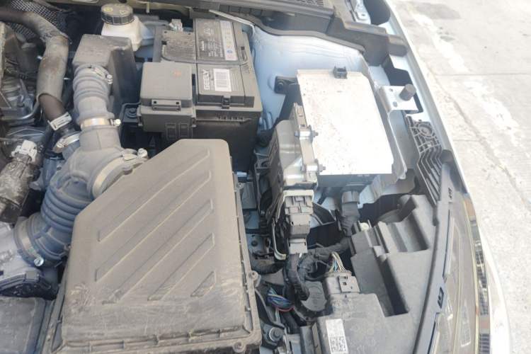 Used Geely Auto Emgrand 2025 4th Generation 1.5L CVT Luxury Version Engine Bay Left