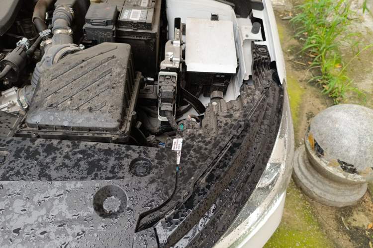 Used Geely Auto Emgrand 2025 4th Generation 1.5L CVT Luxury Version Engine Bay Left