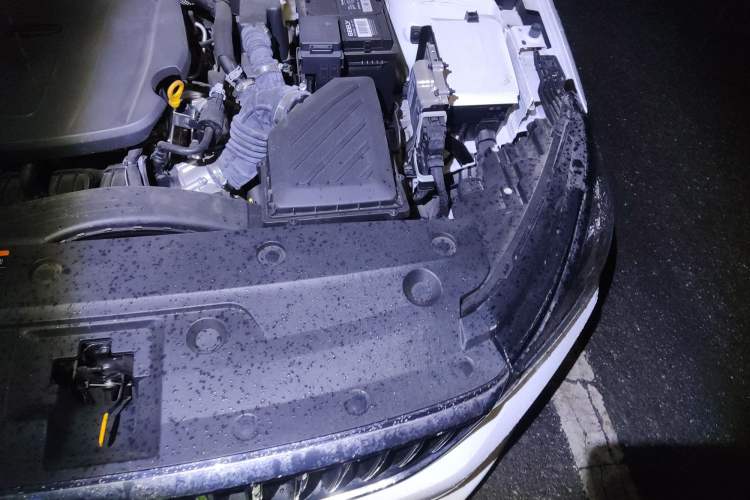 Used Geely Auto Emgrand 2025 4th Generation 1.5L Manual - Starry Edition Engine Bay Left