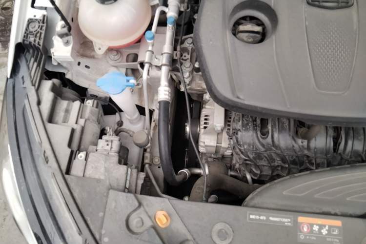 Used Geely Auto Emgrand 2025 4th Generation 1.5L CVT Longteng Edition Engine Bay Right