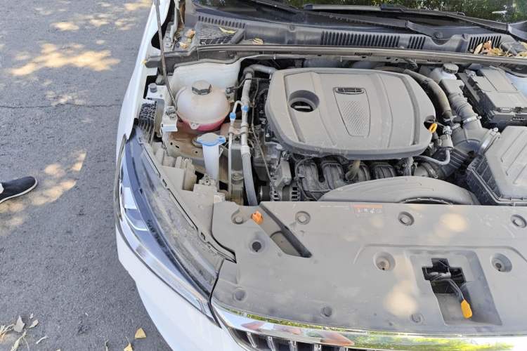 Used Geely Auto Emgrand 2025 4th Generation 1.5L CVT Luxury Version Engine Bay Right
