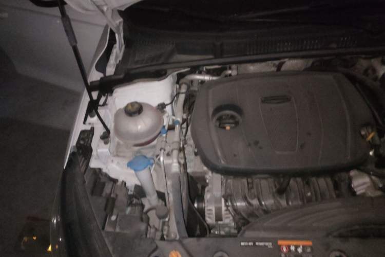 Used Geely Auto Emgrand 2025 4th Generation 1.5L CVT Starry Edition Engine Bay Right