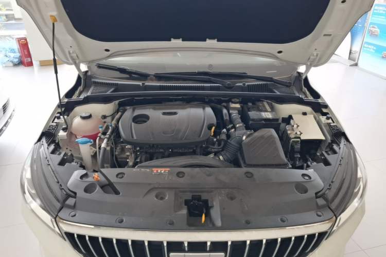 Used Geely Auto Emgrand 2025 4th Generation 1.5L CVT Flagship Version Engine Bay