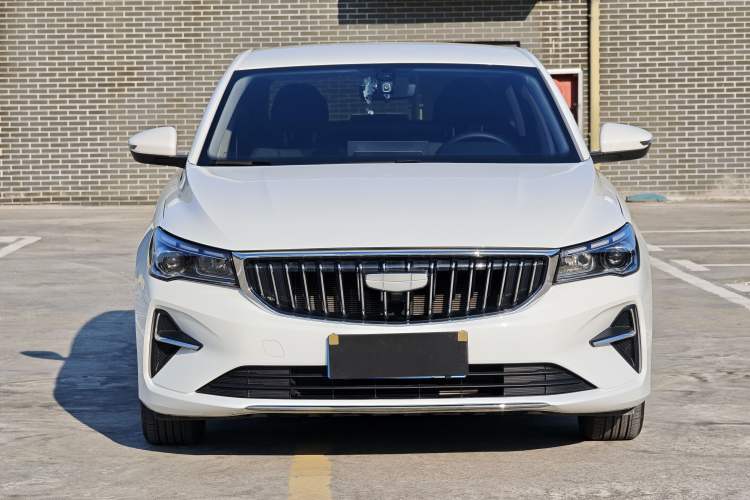 Used Geely Auto Emgrand 2025 4th Generation 1.5L CVT Longteng Edition Exterior 1