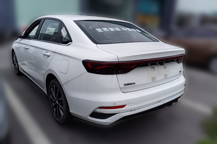 Used Geely Auto Emgrand 2025 4th Generation 1.5L CVT Flagship Version Exterior 2