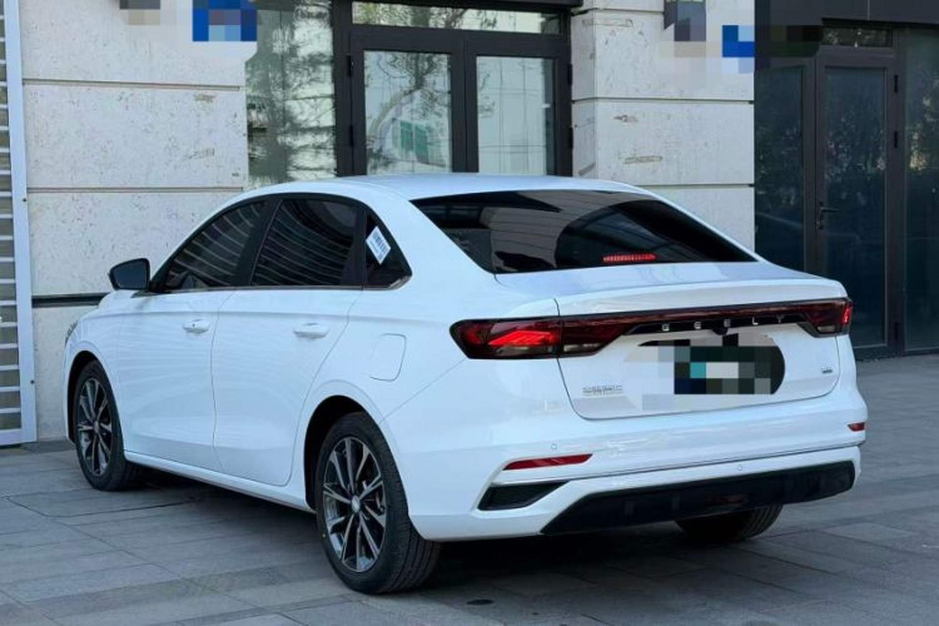 Used Geely Auto Emgrand 2025 4th Generation 1.5L CVT Luxury Version Exterior 3