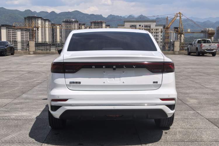 Used Geely Auto Emgrand 2025 4th Generation 1.5L CVT Luxury Version Exterior 3