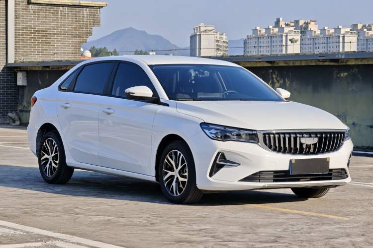 Used Geely Auto Emgrand 2025 4th Generation 1.5L CVT Longteng Edition Exterior 3