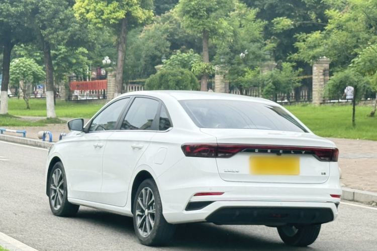 Used Geely Auto Emgrand 2025 4th Generation 1.5L CVT Luxury Version Exterior 7