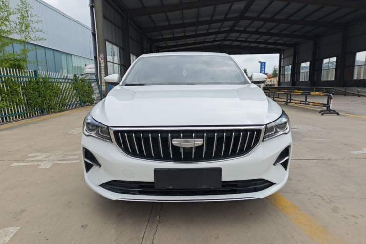 Used Geely Auto Emgrand 2025 4th Generation 1.5L CVT Longteng Edition Front