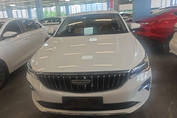 Used Geely Auto Emgrand 2025 4th Generation 1.5L CVT Flagship Version Front