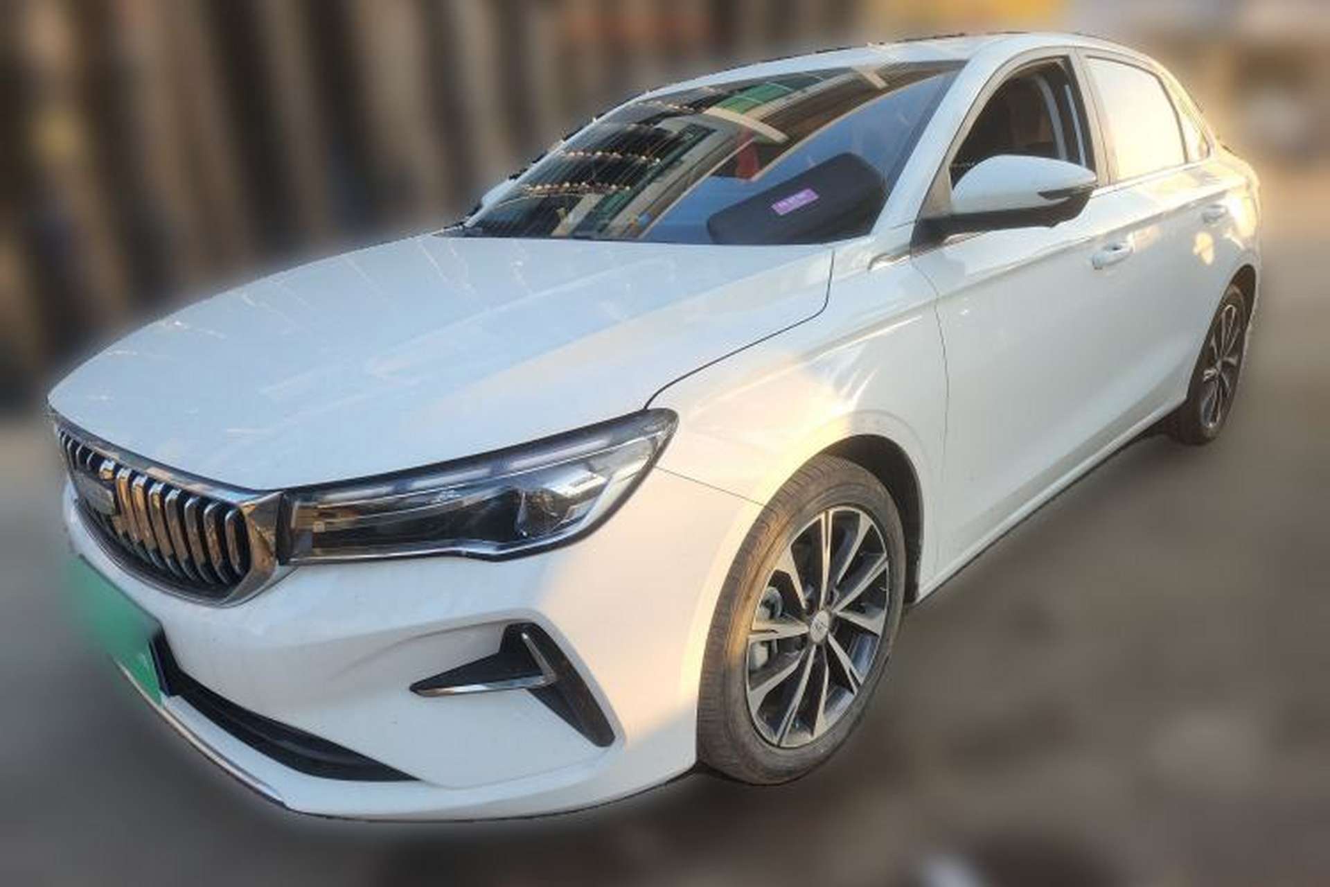 2025 Geely Emgrand MK4 Leaves an El Salvador Buyer Very Satisfied