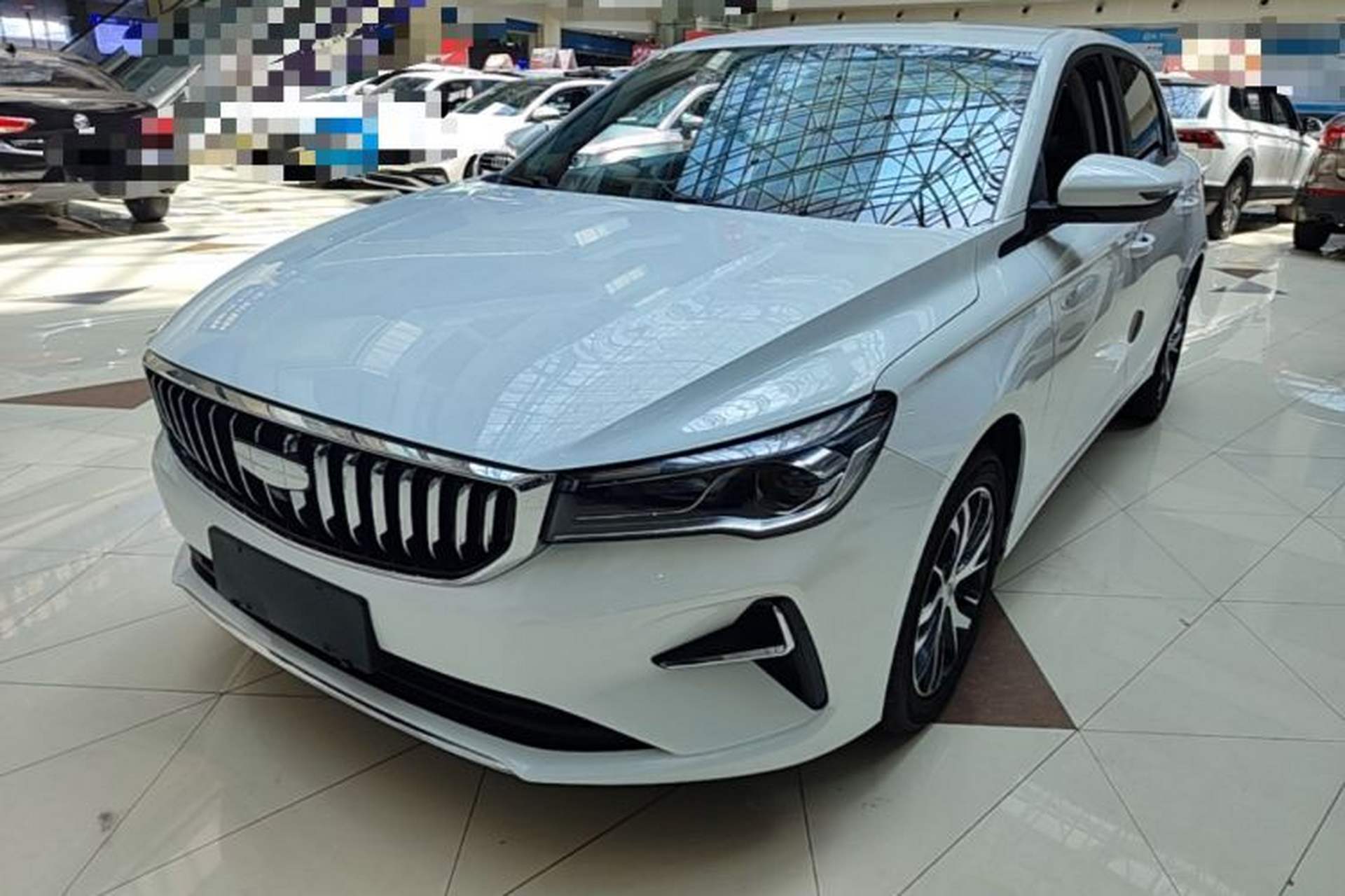 2025 Geely Emgrand 4th Generation : l’avis positif d’un client en Algérie