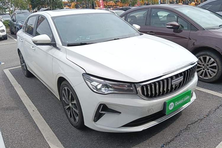 Used Geely Auto Emgrand 2025 4th Generation 1.5L CVT Luxury Version Front Right 45 Deg
