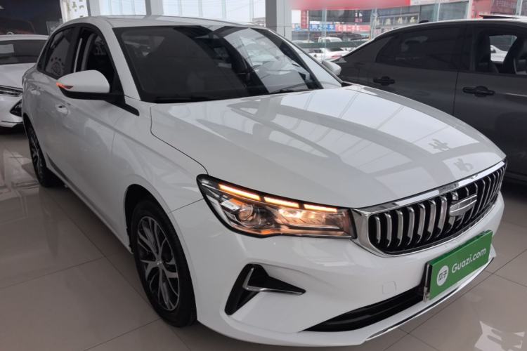 Used Geely Auto Emgrand 2025 4th Generation 1.5L Manual – Dragon Edition Front Right 45 Deg