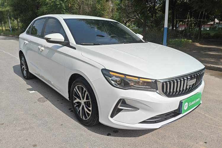Used Geely Auto Emgrand 2025 4th Generation 1.5L CVT Longteng Edition Front Right 45 Deg